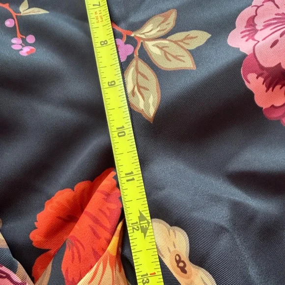 Tuckernuck Baroque Floral Erin Pants Women’s Size Large NEW - Picture 10 of 11